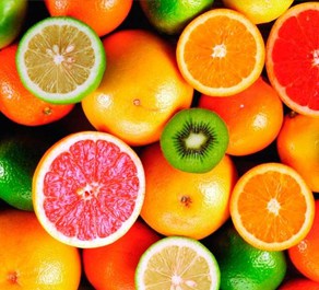 The best fruits to keep your skin healthy contain vitamin C.