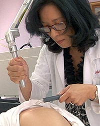 Smoothing out the surface of the stretch mark