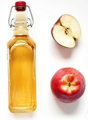 Apple cider vinegar is known to improve blood circulation and reduce inflammation.